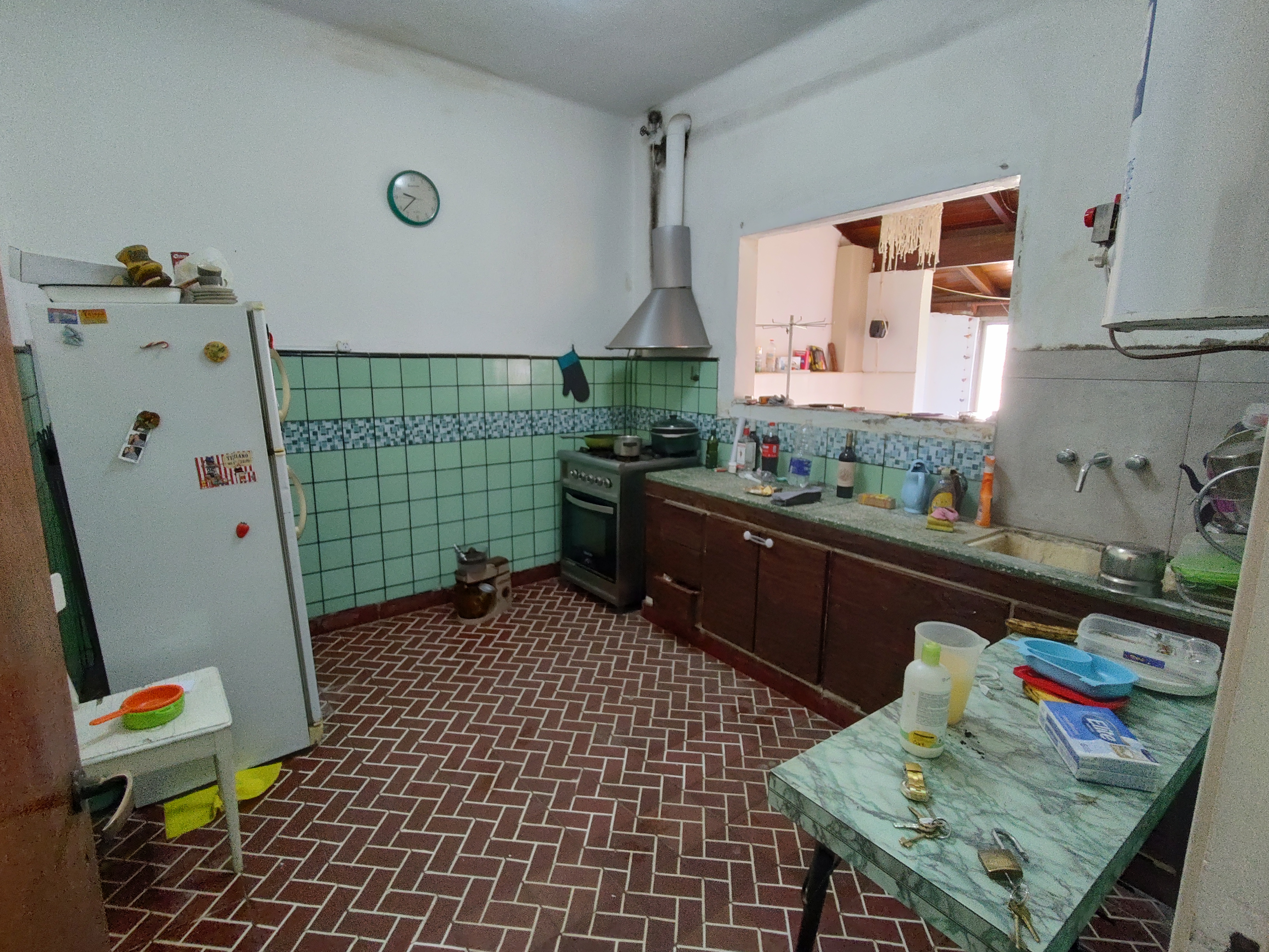 Casa 3 Ambientes con Gran Terreno y Cocheras - Foto 9