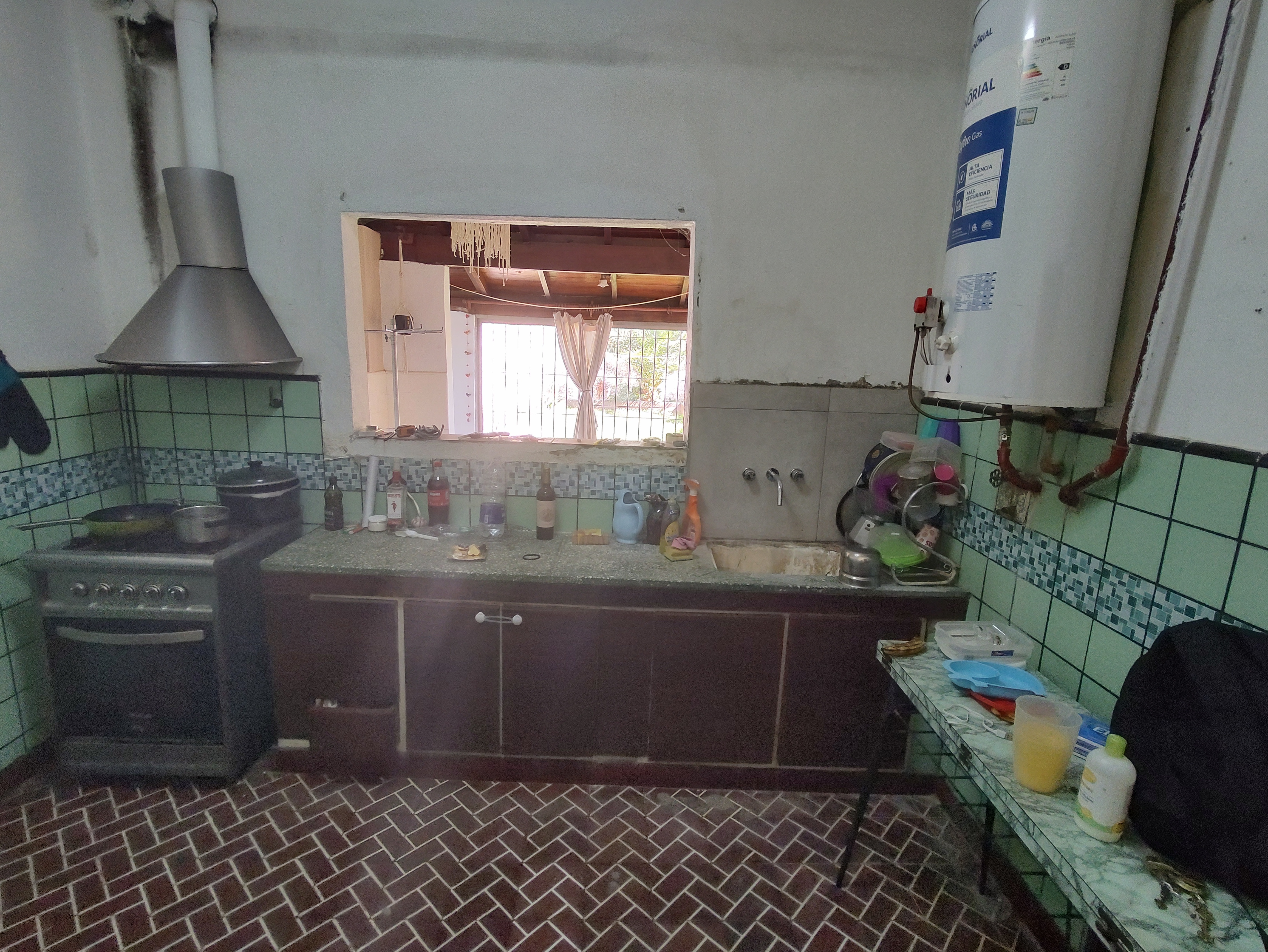 Casa 3 Ambientes con Gran Terreno y Cocheras - Foto 11
