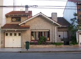 Casa en Esquina Basavilbaso y Mansilla